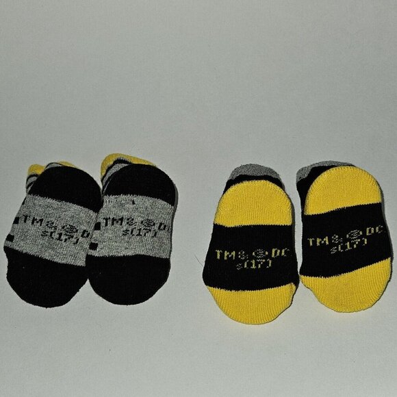 NWOT 2 Batman Baby Infant Socks Black Yellow Gray DC Superhero Gift Lot - Picture 5 of 6